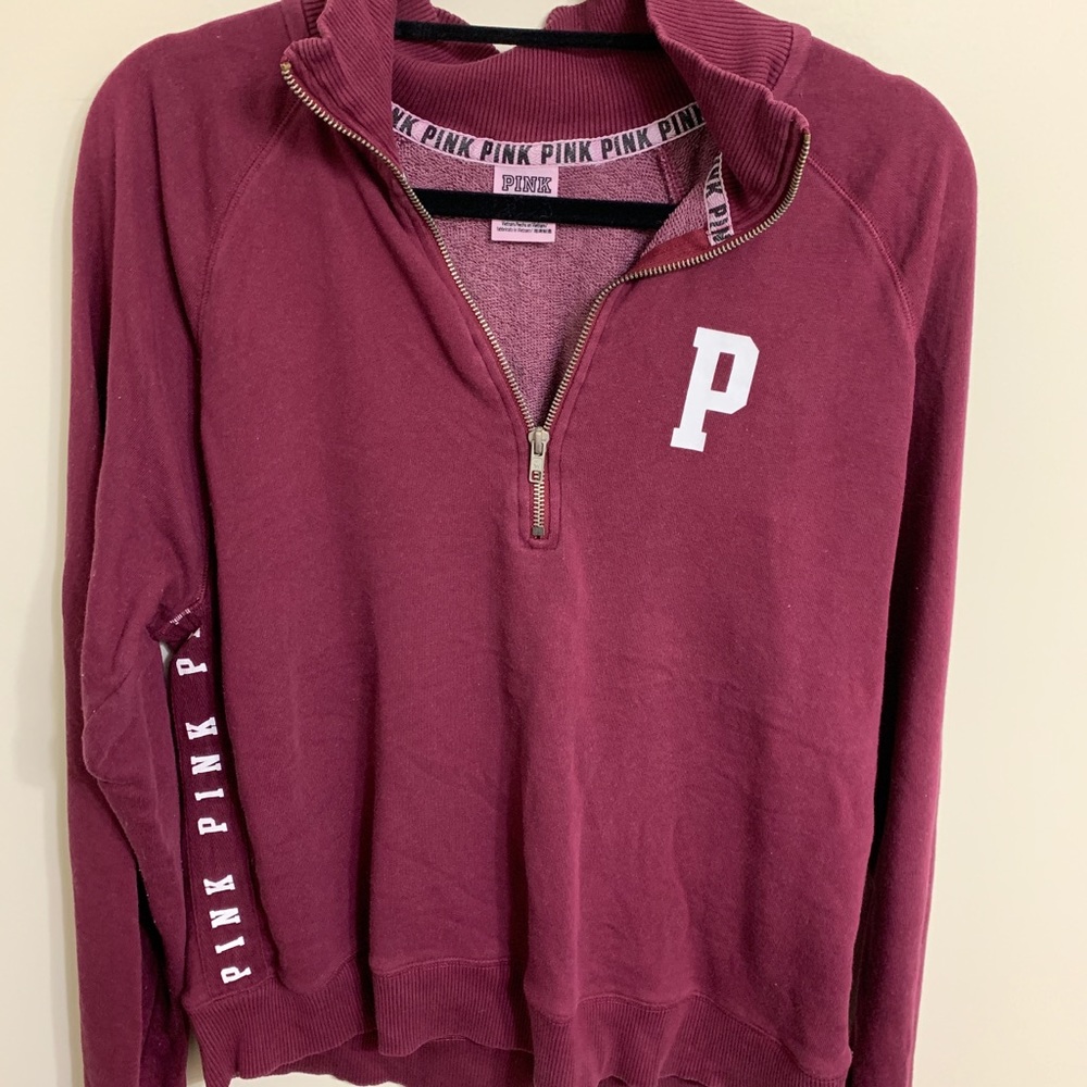 PINK Sweatshirt